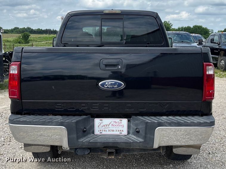 image for item FC5827 2008 Ford F250 Super Duty Crew Cab pickup truck