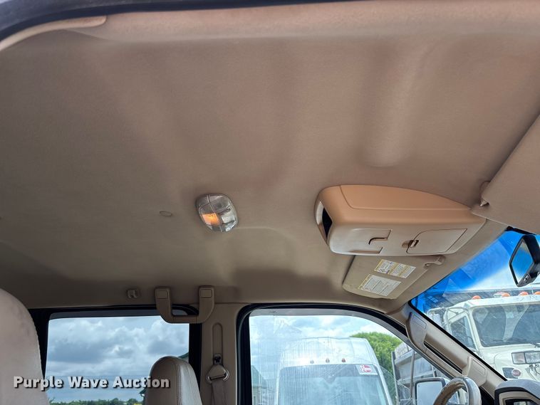 image for item FC5827 2008 Ford F250 Super Duty Crew Cab pickup truck