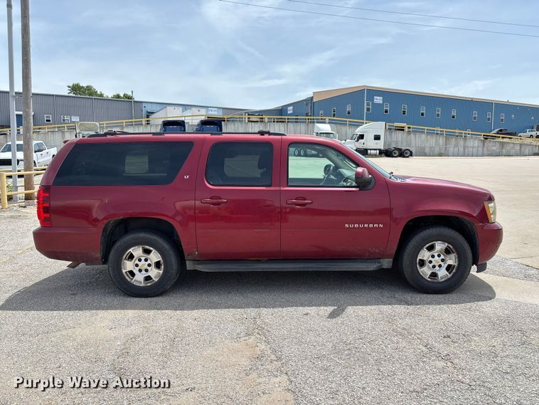 image for item FC5838 2010 Chevrolet Suburban SUV