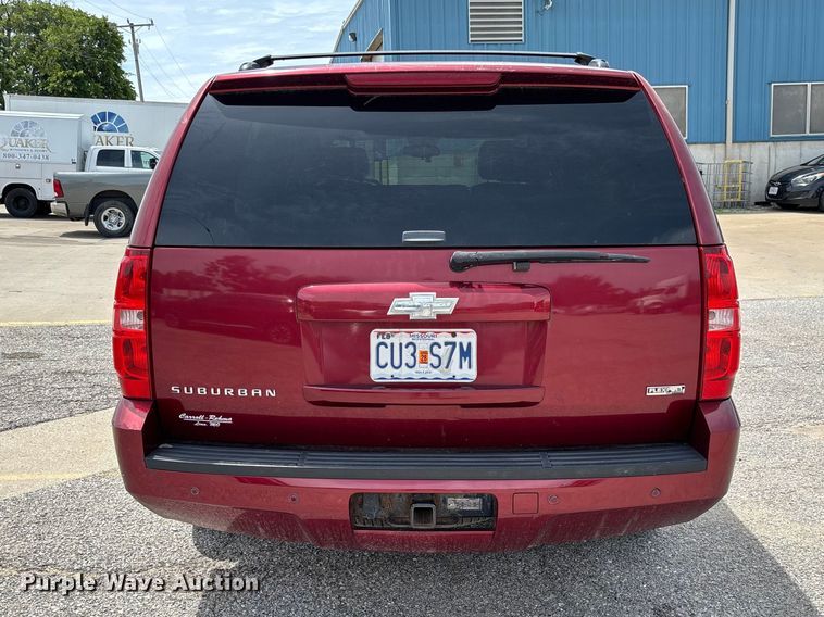 image for item FC5838 2010 Chevrolet Suburban SUV