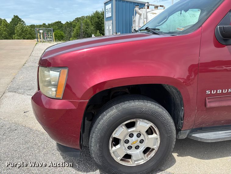 image for item FC5838 2010 Chevrolet Suburban SUV