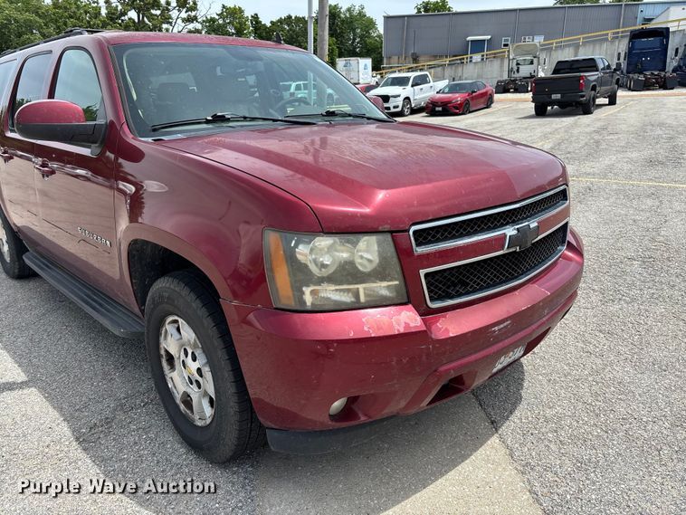 image for item FC5838 2010 Chevrolet Suburban SUV
