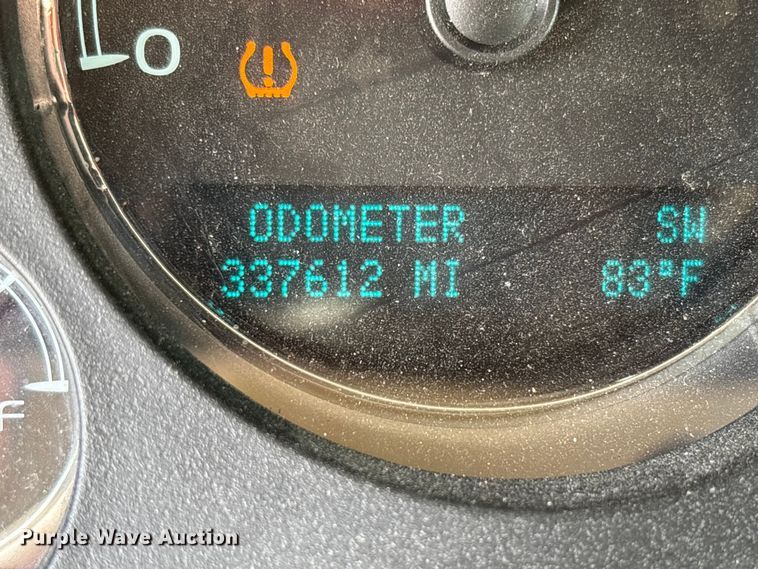 image for item FC5838 2010 Chevrolet Suburban SUV