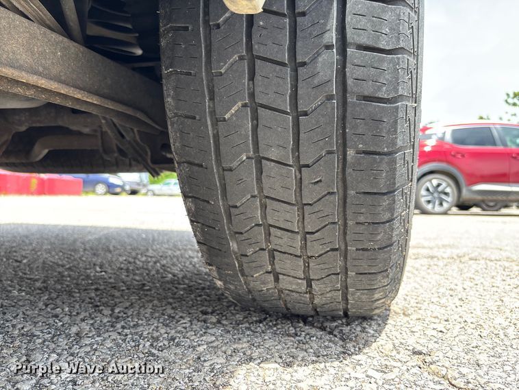 image for item FC5838 2010 Chevrolet Suburban SUV