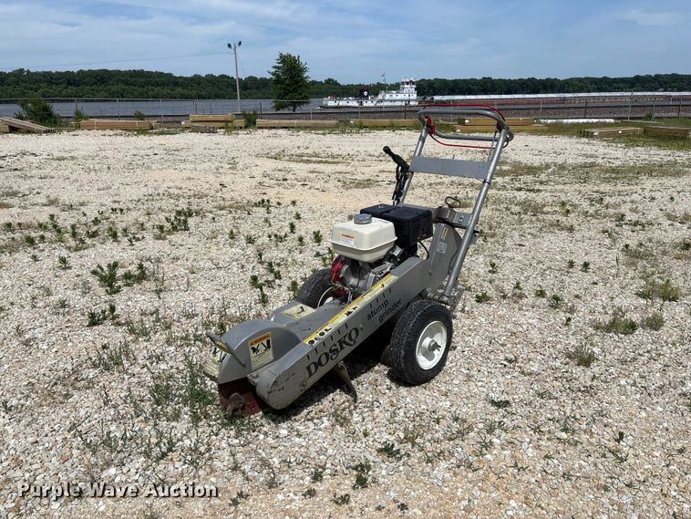 image for item FC5839 2017 Dosko 337-13HC stump grinder