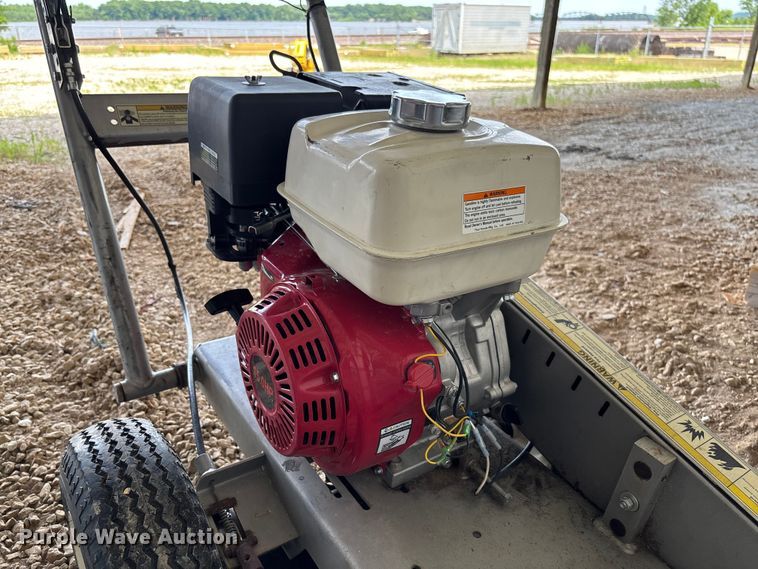 image for item FC5839 2017 Dosko 337-13HC stump grinder