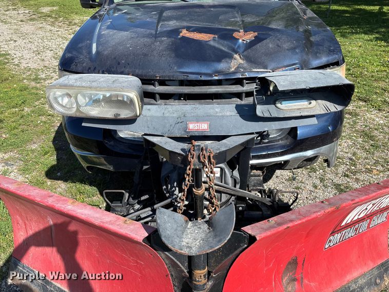 image for item FC5852 2009 GMC Sierra 2500HD Crew Cab pickup truck