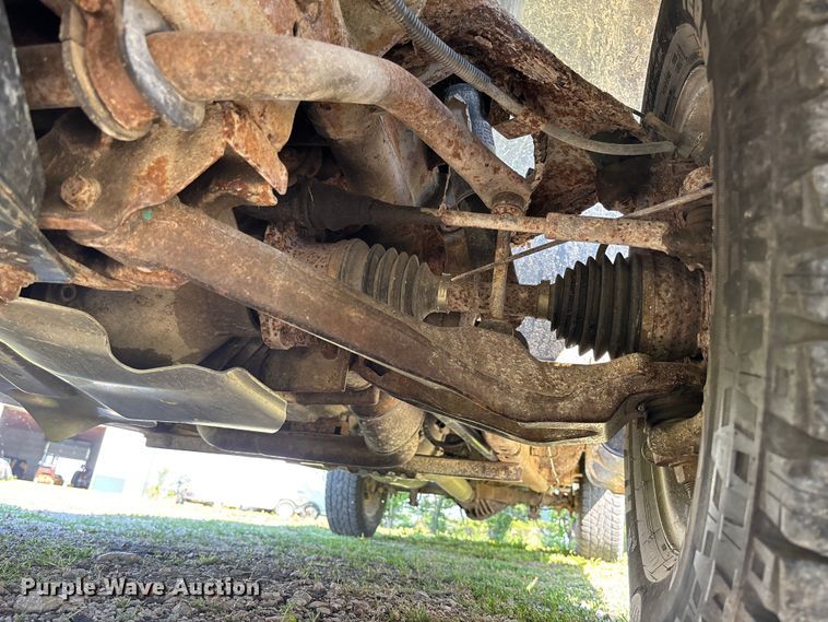 image for item FC5852 2009 GMC Sierra 2500HD Crew Cab pickup truck