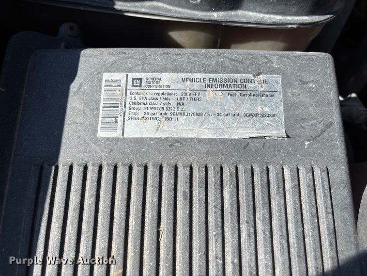 image for item FC5852 2009 GMC Sierra 2500HD Crew Cab pickup truck