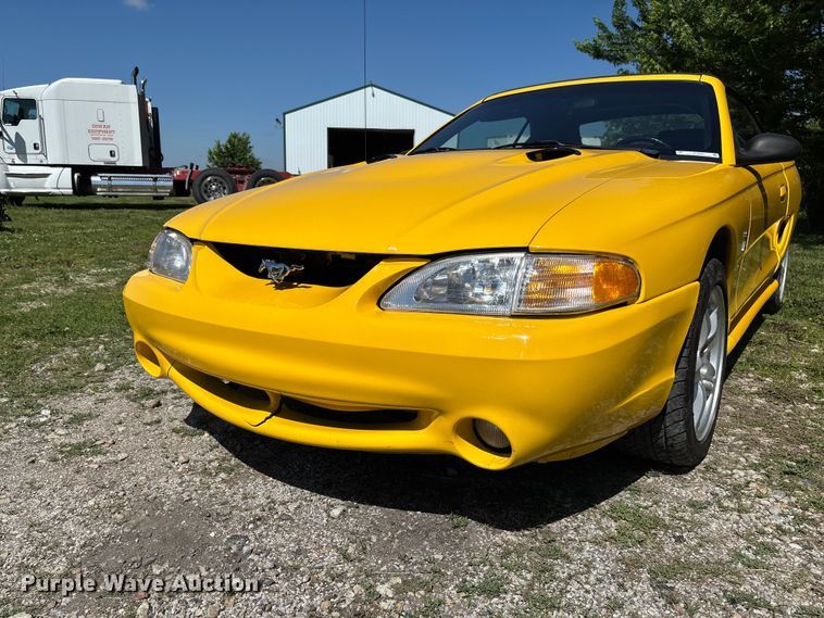 image for item FC5856 1998 Ford Mustang convertible