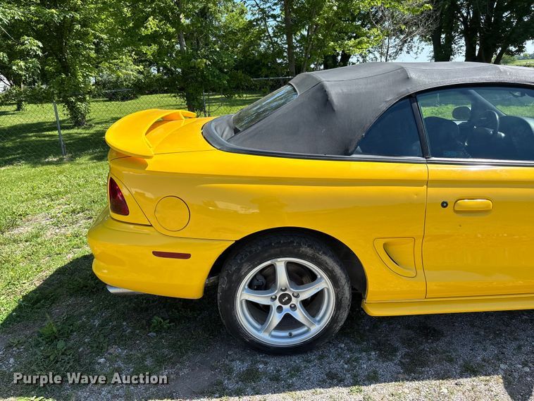 image for item FC5856 1998 Ford Mustang convertible