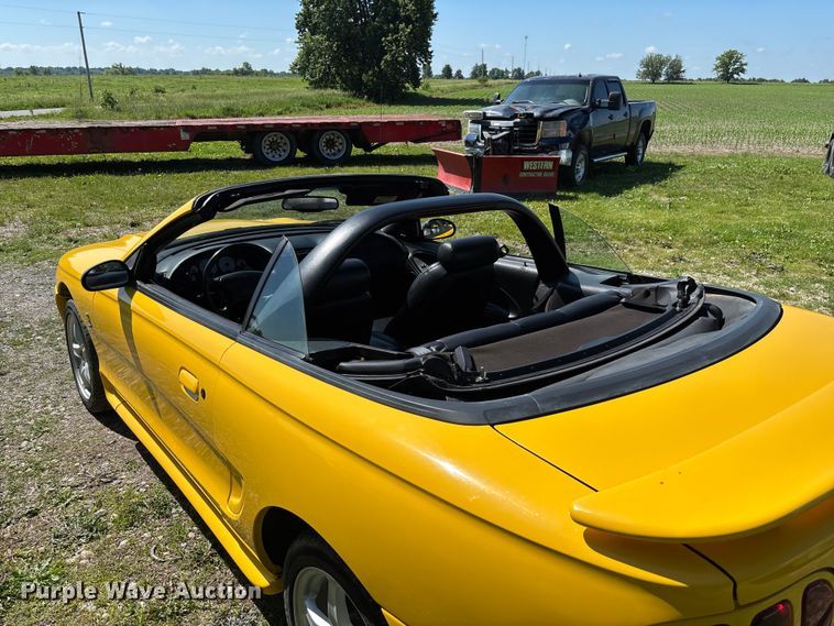 image for item FC5856 1998 Ford Mustang convertible