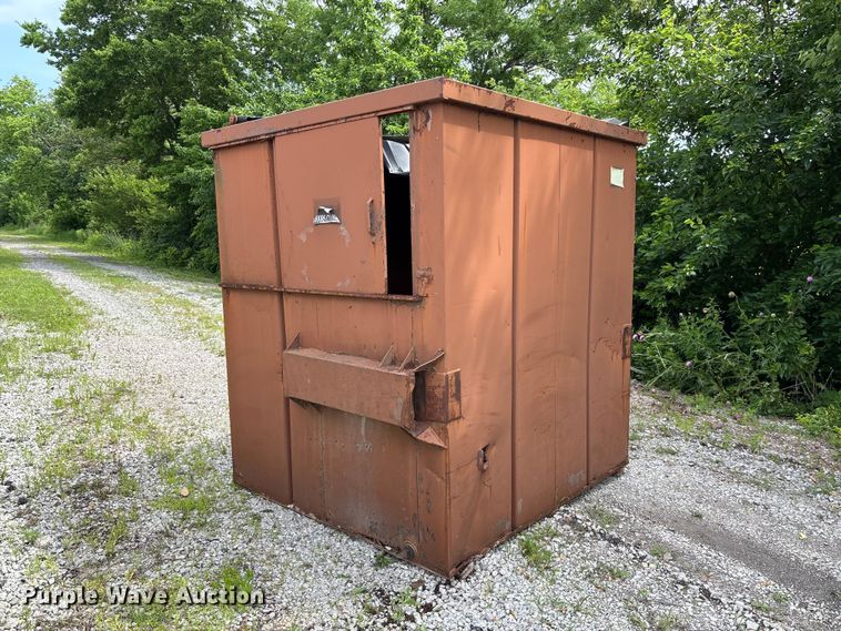 image for item FC5877 (8) dumpsters