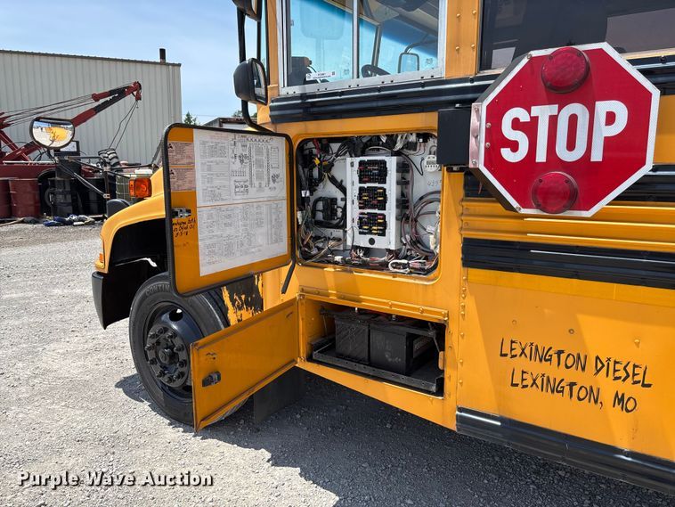 image for item FC5881 2013 Blue Bird school bus