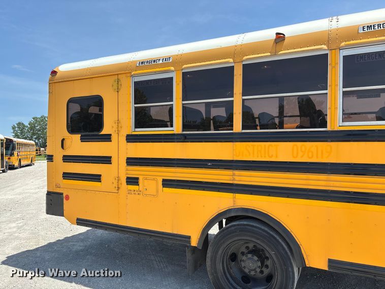 image for item FC5881 2013 Blue Bird school bus