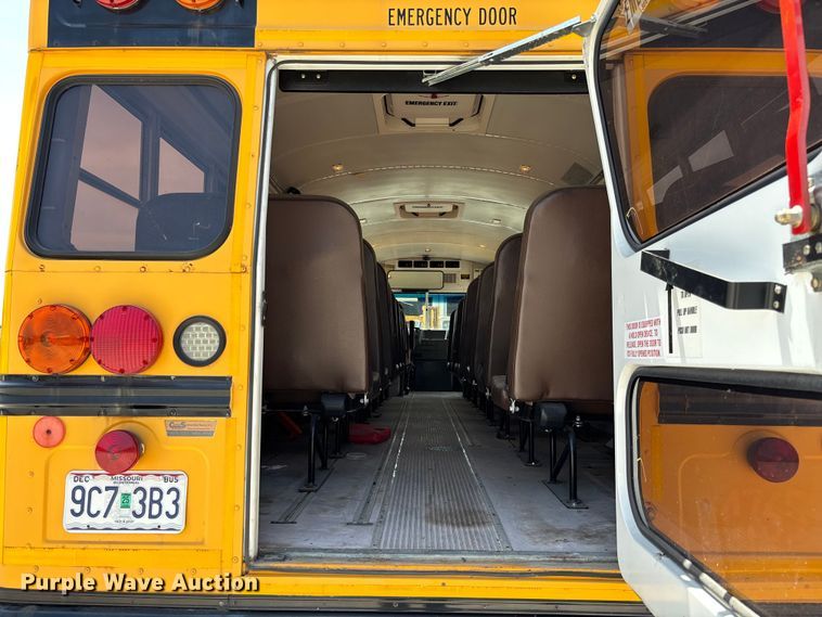 image for item FC5881 2013 Blue Bird school bus