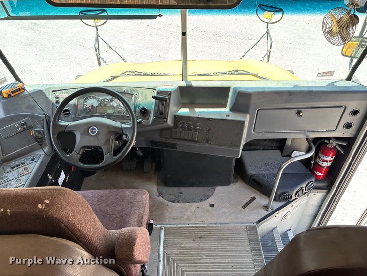 image for item FC5881 2013 Blue Bird school bus