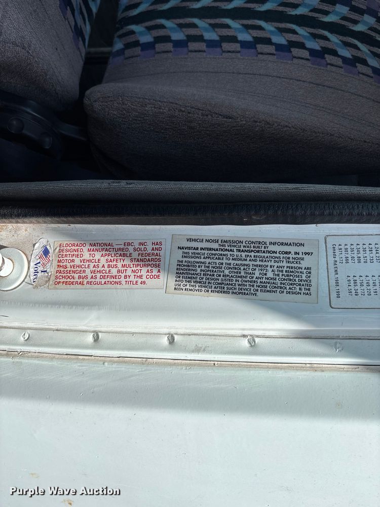 image for item FC5882 1997 International 3400 shuttle bus