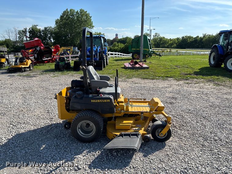 image for item FC5886 2014 Hustler Fastrak SD ZTR ZTR lawn mower