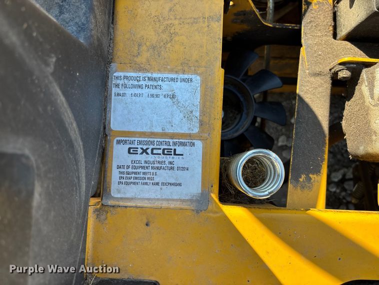 image for item FC5886 2014 Hustler Fastrak SD ZTR ZTR lawn mower