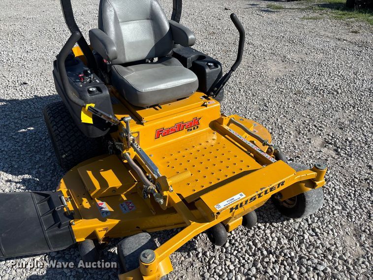 image for item FC5886 2014 Hustler Fastrak SD ZTR ZTR lawn mower