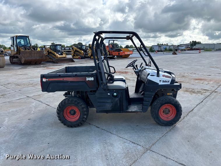 image for item FG0420 2013 Bobcat 3400 utility vehicle