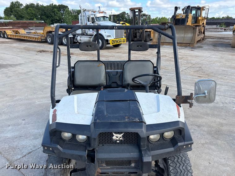 image for item FG0420 2013 Bobcat 3400 utility vehicle
