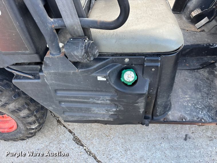 image for item FG0420 2013 Bobcat 3400 utility vehicle