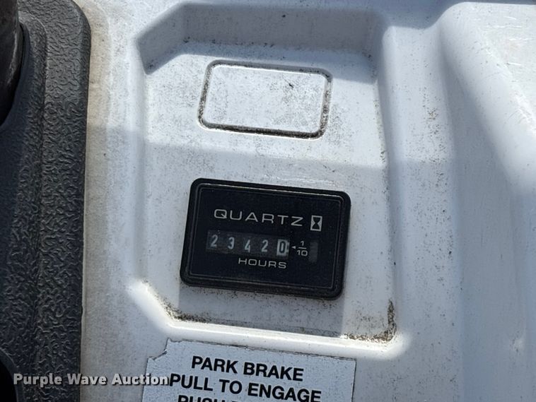 image for item FG0420 2013 Bobcat 3400 utility vehicle