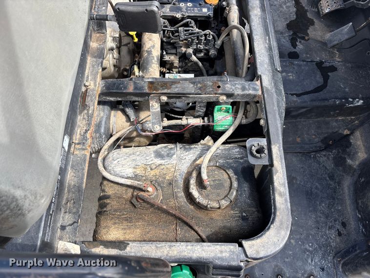 image for item FG0420 2013 Bobcat 3400 utility vehicle
