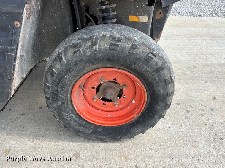 image for item FG0420 2013 Bobcat 3400 utility vehicle