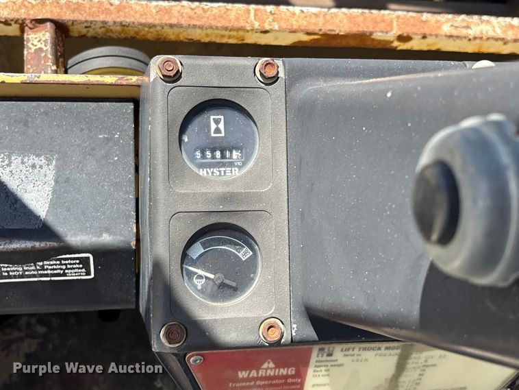 image for item FG0421 Hyster forklift