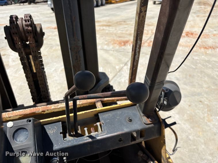 image for item FG0421 Hyster forklift