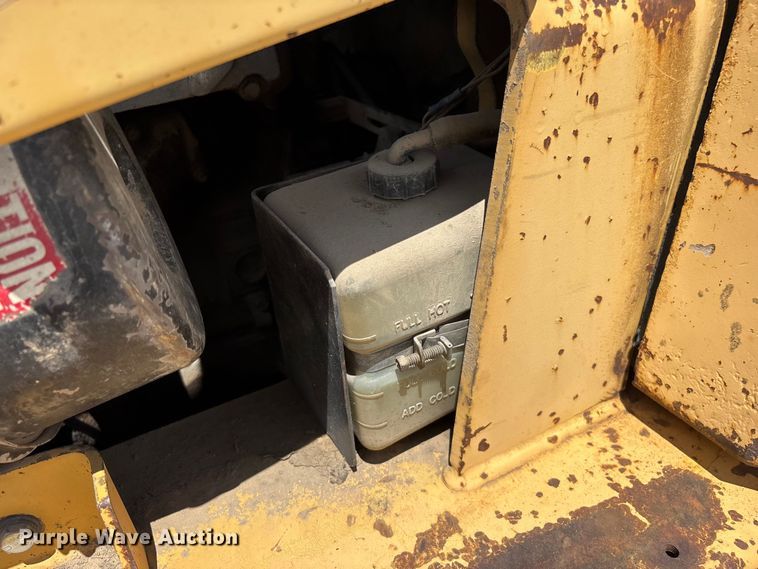 image for item FG0421 Hyster forklift