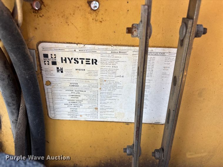 image for item FG0421 Hyster forklift