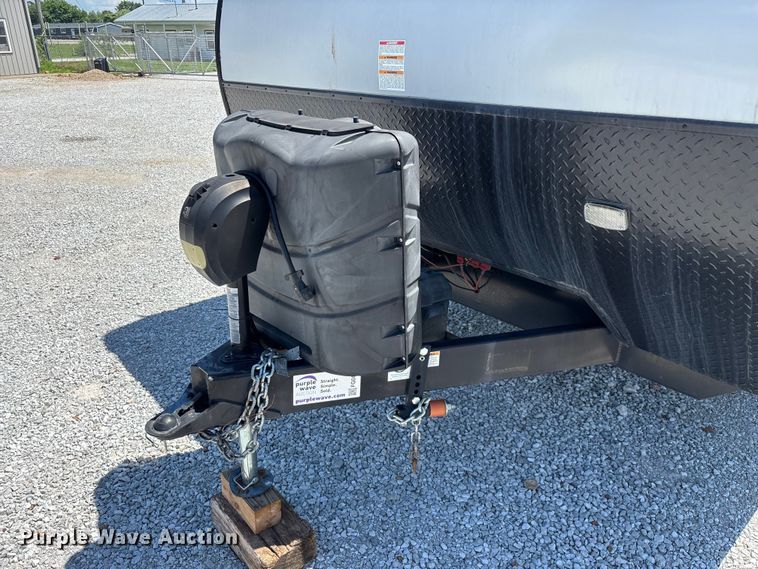 image for item FG0427 2021 Jayco JayFlight camper
