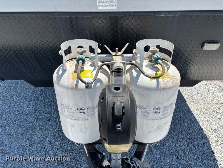 image for item FG0427 2021 Jayco JayFlight camper