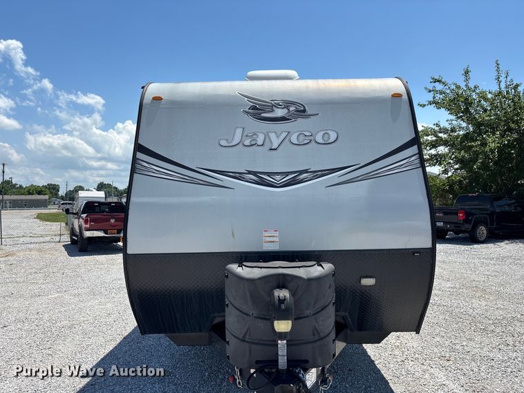 image for item FG0427 2021 Jayco JayFlight camper