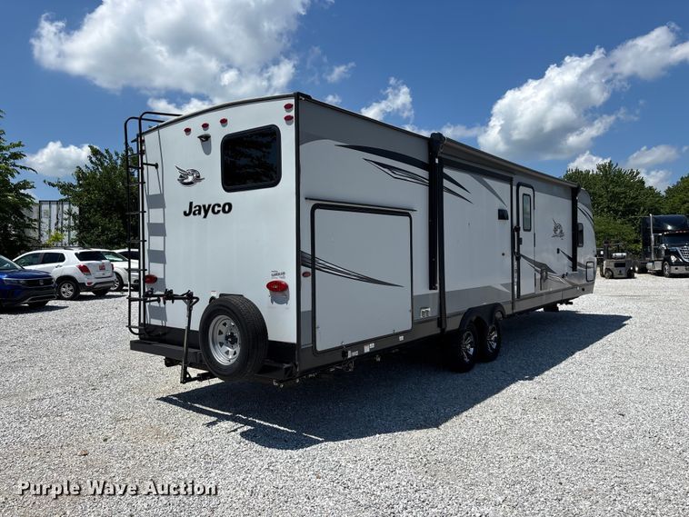 image for item FG0427 2021 Jayco JayFlight camper