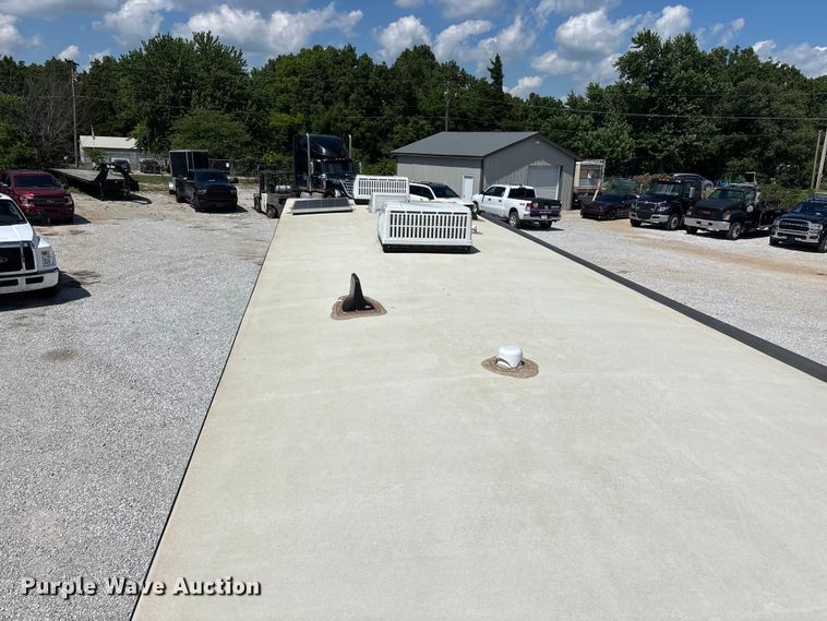 image for item FG0427 2021 Jayco JayFlight camper