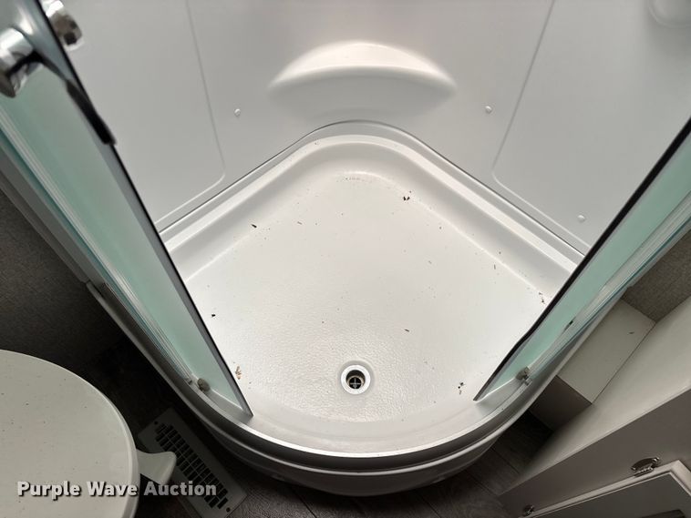 image for item FG0427 2021 Jayco JayFlight camper
