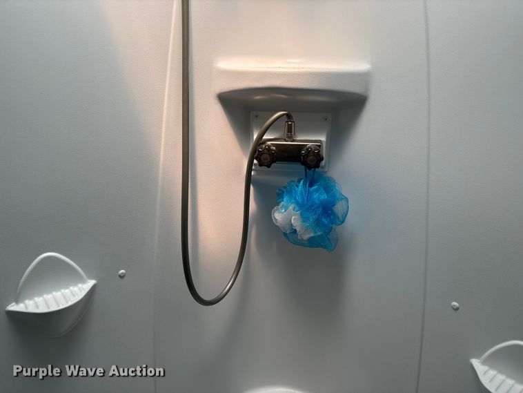 image for item FG0427 2021 Jayco JayFlight camper