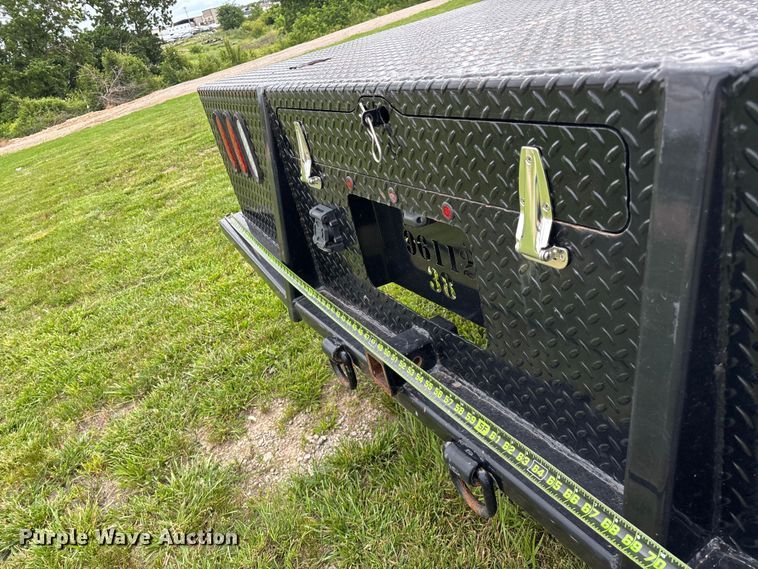 image for item FG0454 2020 Chevrolet Silverado 3500HD flatbed pickup truck