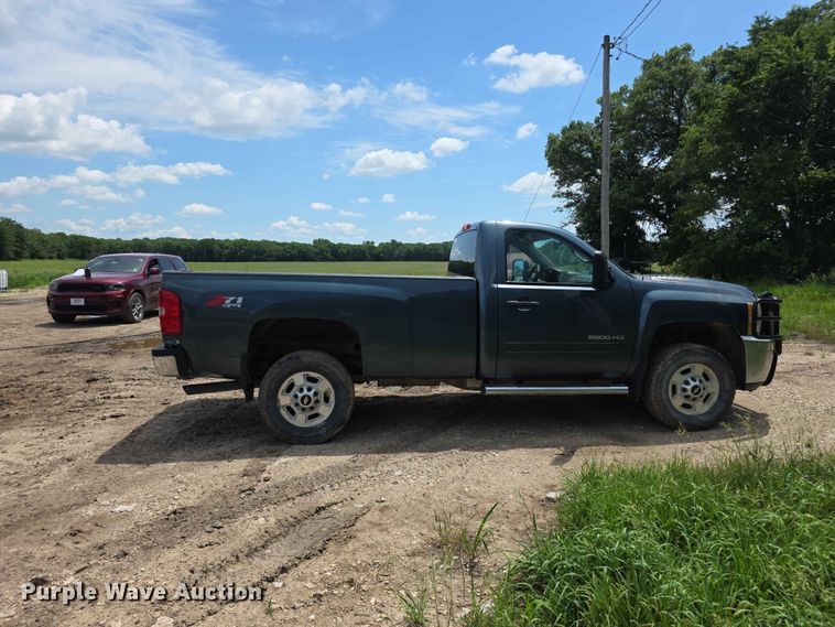 image for item FH6148 2013 Chevrolet Silverado 2500HD pickup truck