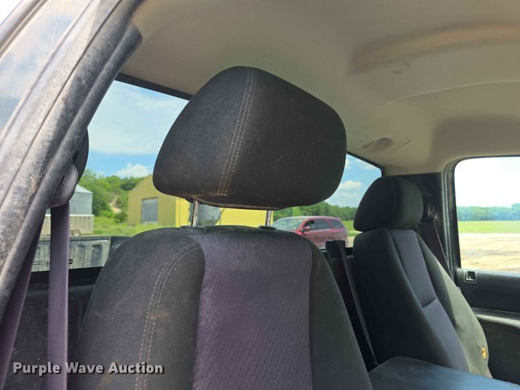 image for item FH6148 2013 Chevrolet Silverado 2500HD pickup truck