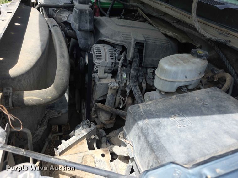 image for item FH6148 2013 Chevrolet Silverado 2500HD pickup truck