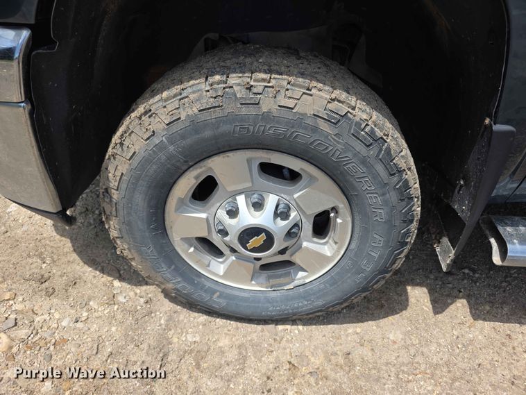 image for item FH6148 2013 Chevrolet Silverado 2500HD pickup truck