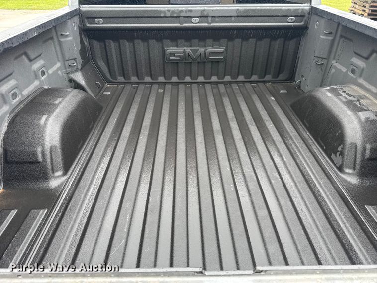 image for item FH6629 2021 GMC Sierra 1500 Crew Cab pickup truck