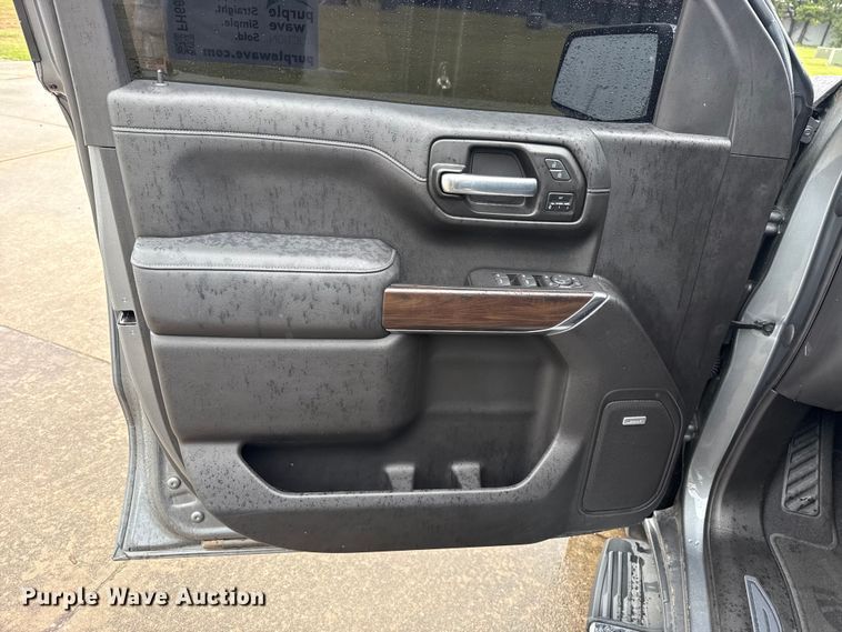 image for item FH6629 2021 GMC Sierra 1500 Crew Cab pickup truck