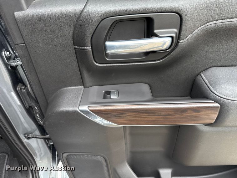 image for item FH6629 2021 GMC Sierra 1500 Crew Cab pickup truck
